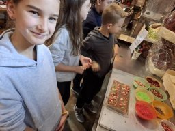 55725750612700024282610364020186081034853469n